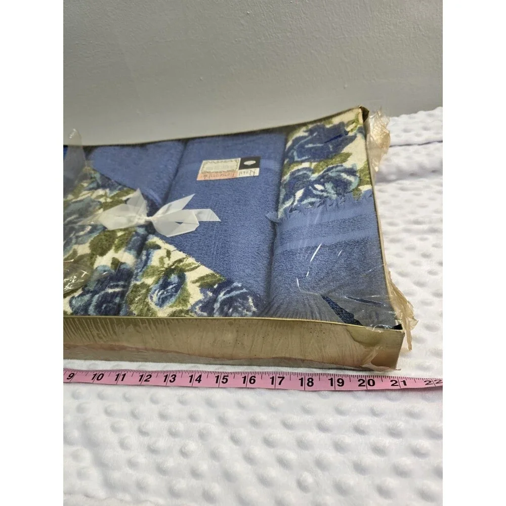 Vintage MCM Towel Set New Blue Green Floral 1960s Royal Ensemble Set Weathered